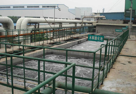 工业废水处理设备.png